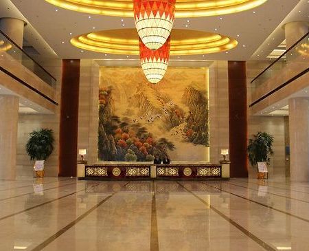 Moksan Qinyuan Conference Resort Hotel Чэнду Интерьер фото
